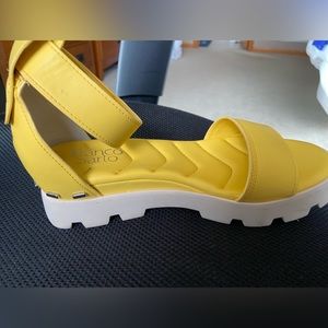 Franco Sarto Lug Bottom Sandal NWT size 6.5